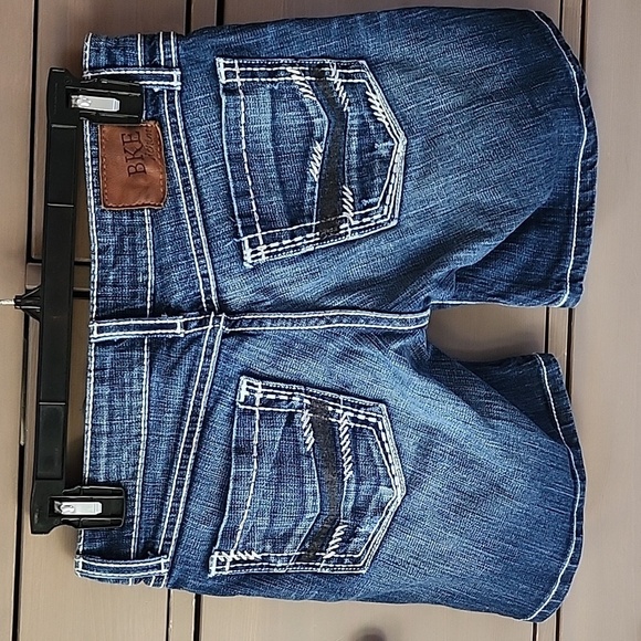 Buckle BKE Denim Stella shorts Size 25 - Picture 2 of 6